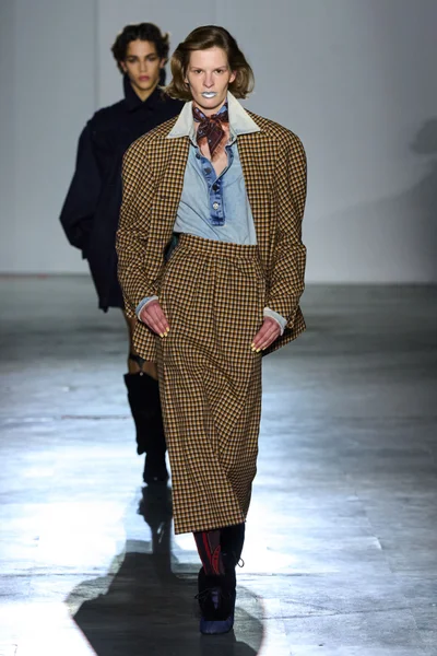 Look 5